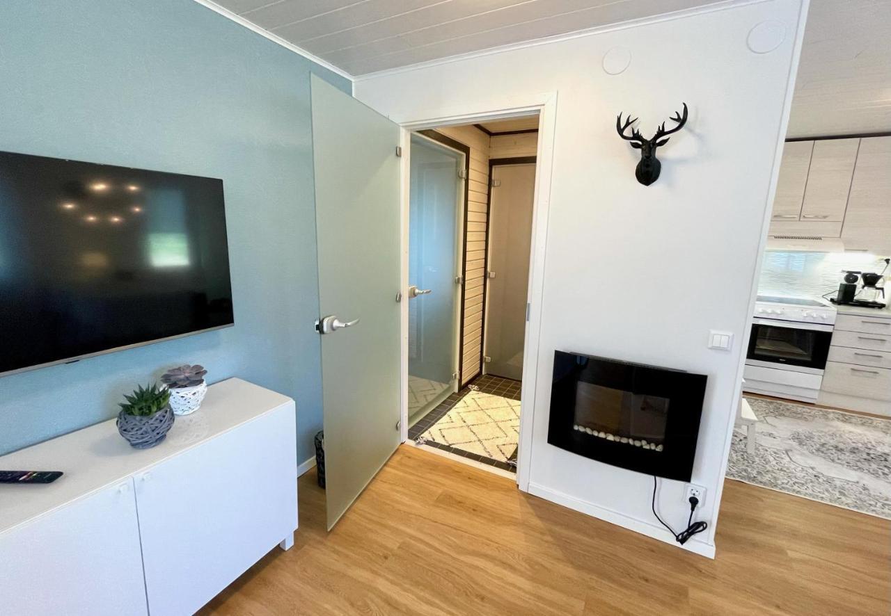 Cozy Renovated House With A Lot Of Parking Space. Haparanda  Eksteriør billede