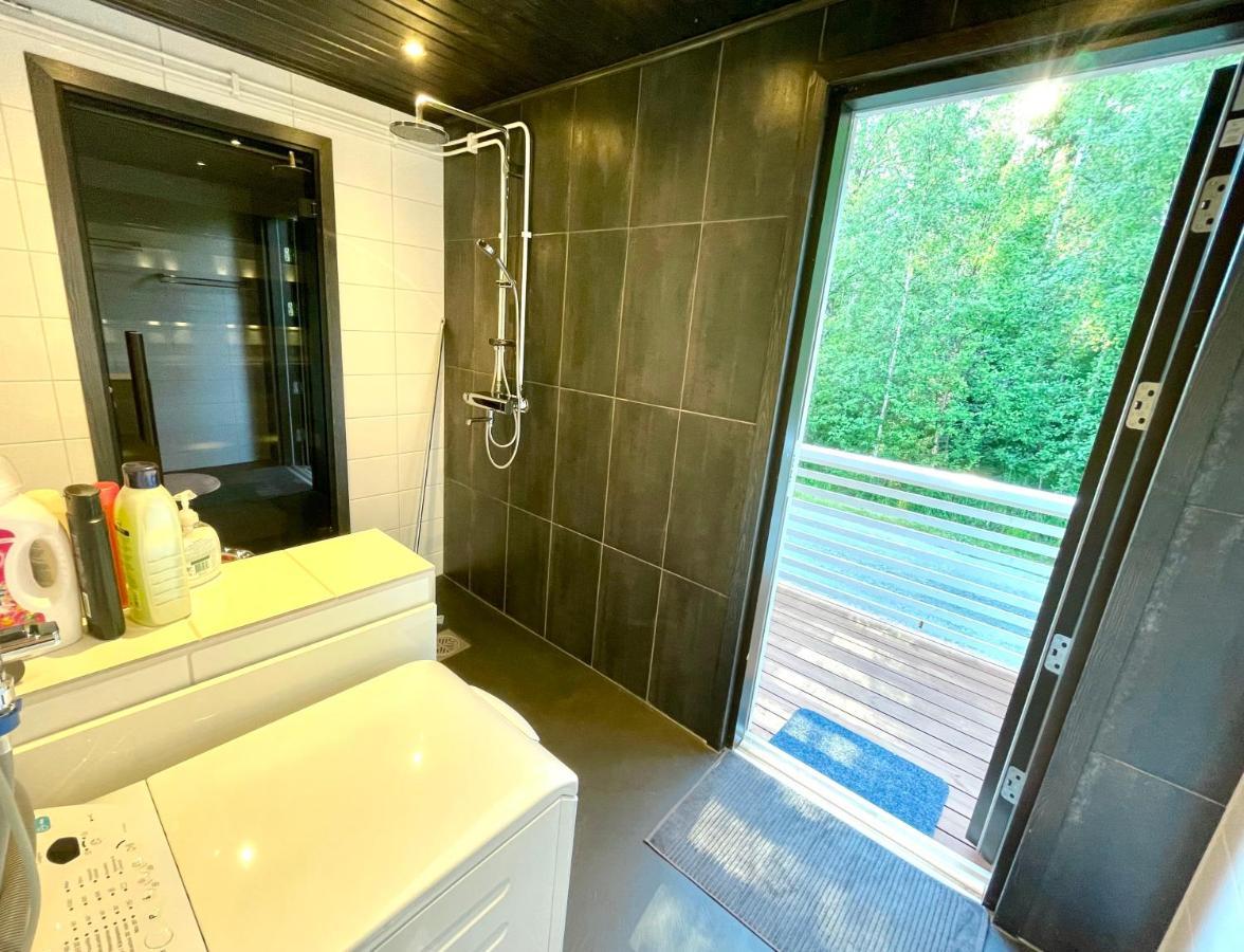 Cozy Renovated House With A Lot Of Parking Space. Haparanda  Eksteriør billede