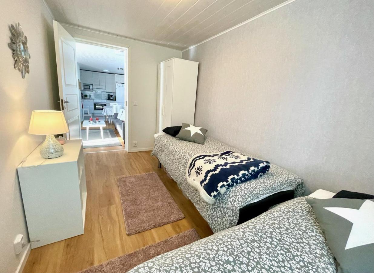 Cozy Renovated House With A Lot Of Parking Space. Haparanda  Eksteriør billede